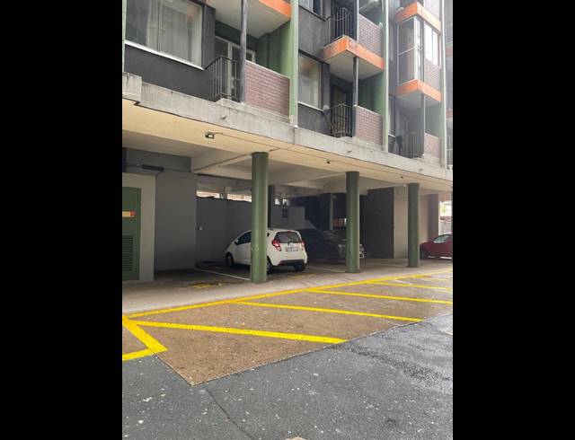 4 BEDROOM APARTMENT FOR SALE IN SOUTH BEACH